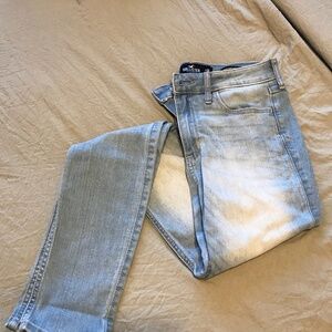 Hollister High-Rise Super Skinny light wash jeans